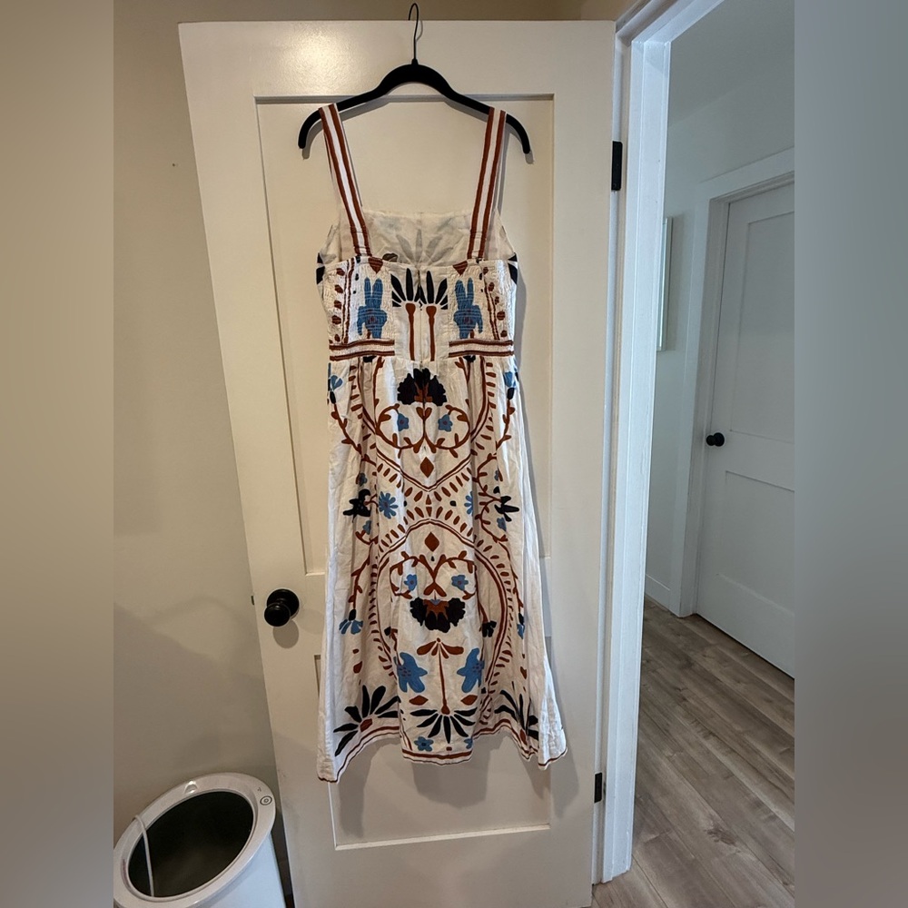 Carmen Midi Dress in Liliana Print
Cleobella - Picture 4 of 8